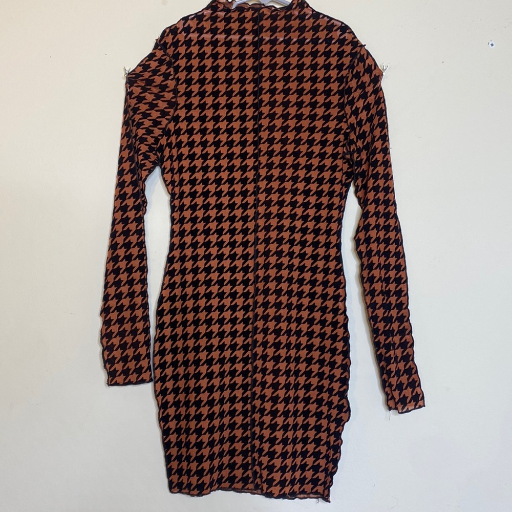 Houndstooth Patterned Mesh Dress